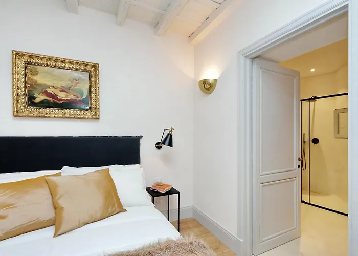 Apartament Luxury Charme Between Pantheon And Spanish Steps *