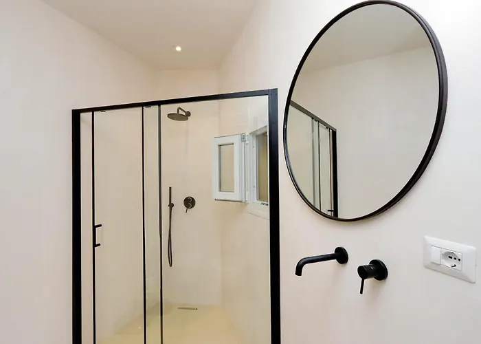 Luxury Charme Between Pantheon And Spanish Steps Apartament