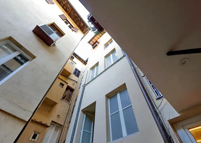 Apartament Luxury Charme Between Pantheon And Spanish Steps *