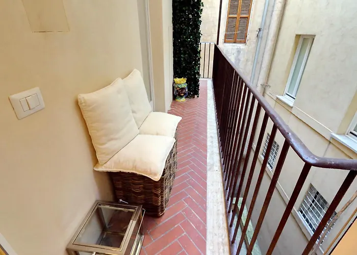 Luxury Charme Between Pantheon And Spanish Steps Apartament Rzym